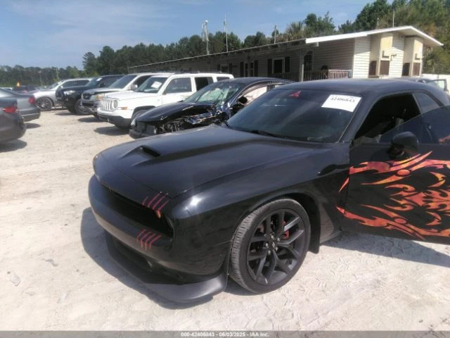 Dodge Challenger  - изображение 2