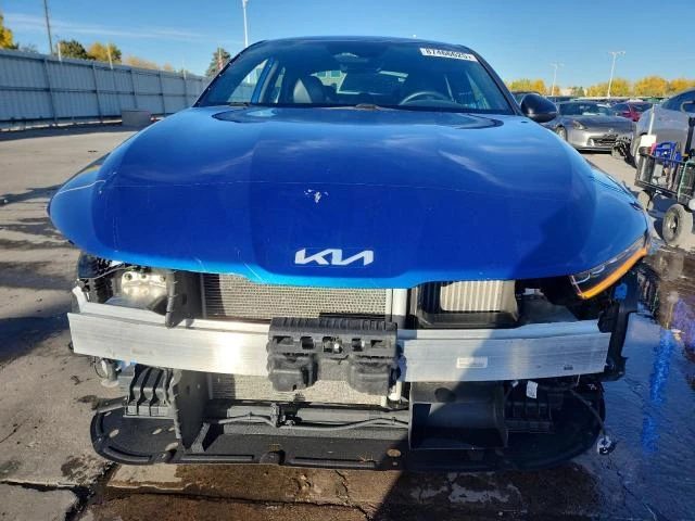 Kia K5 1.6L 4 Front-wheel Drive, снимка 11 - Автомобили и джипове - 52711008