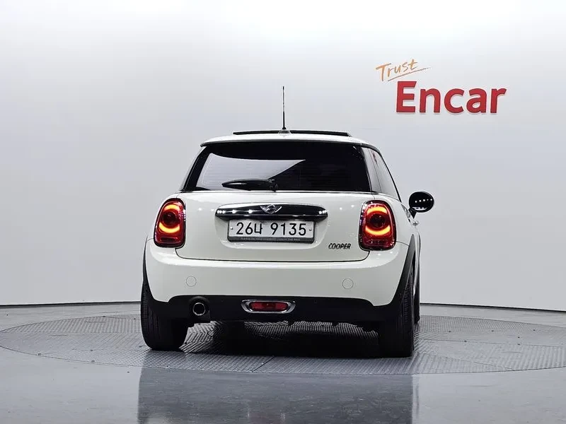Mini Cooper High 3Rd Generation, снимка 4 - Автомобили и джипове - 55940824