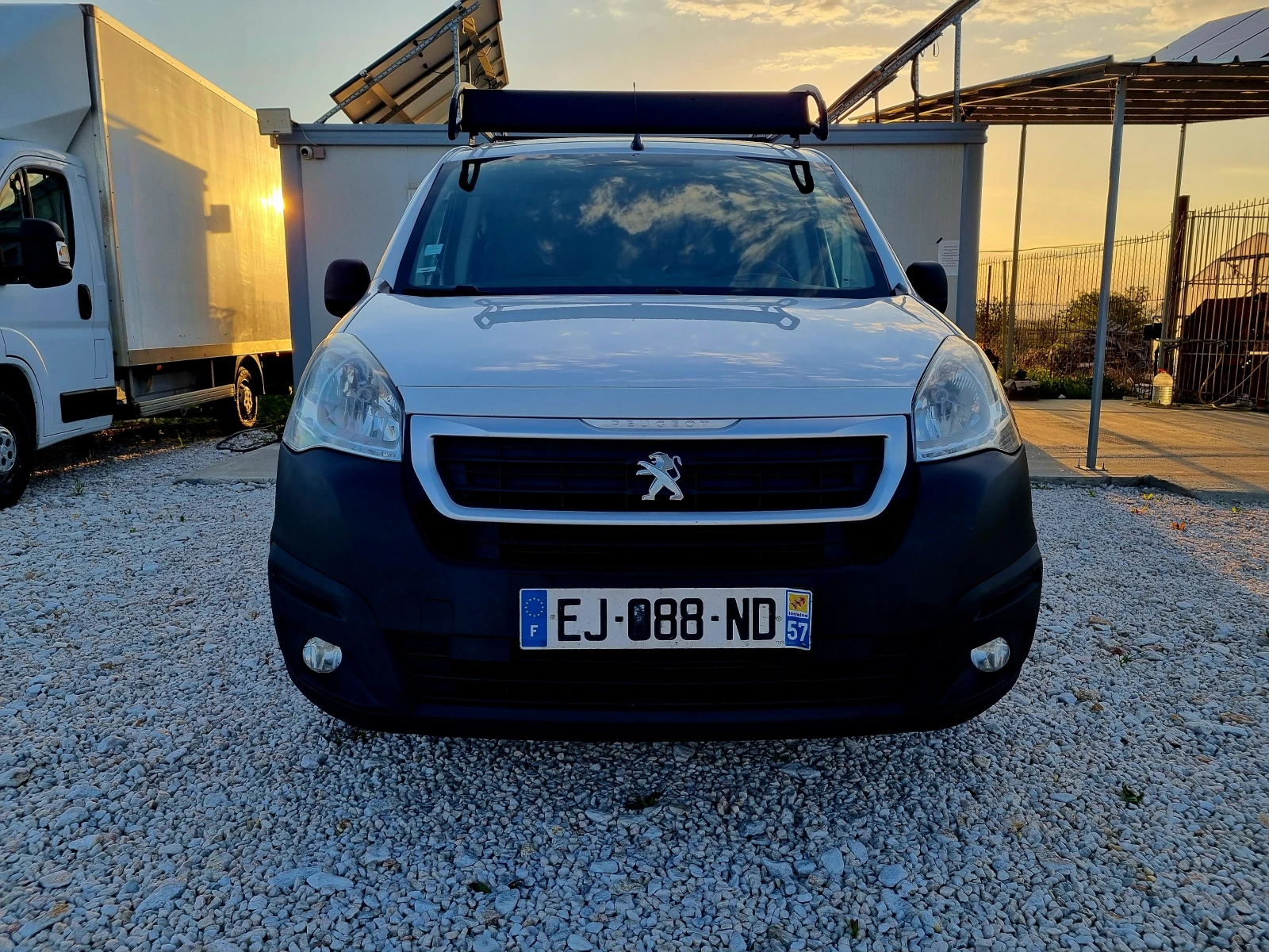 Peugeot Partner 1.6 HDI 90ks.Navi - изображение 3