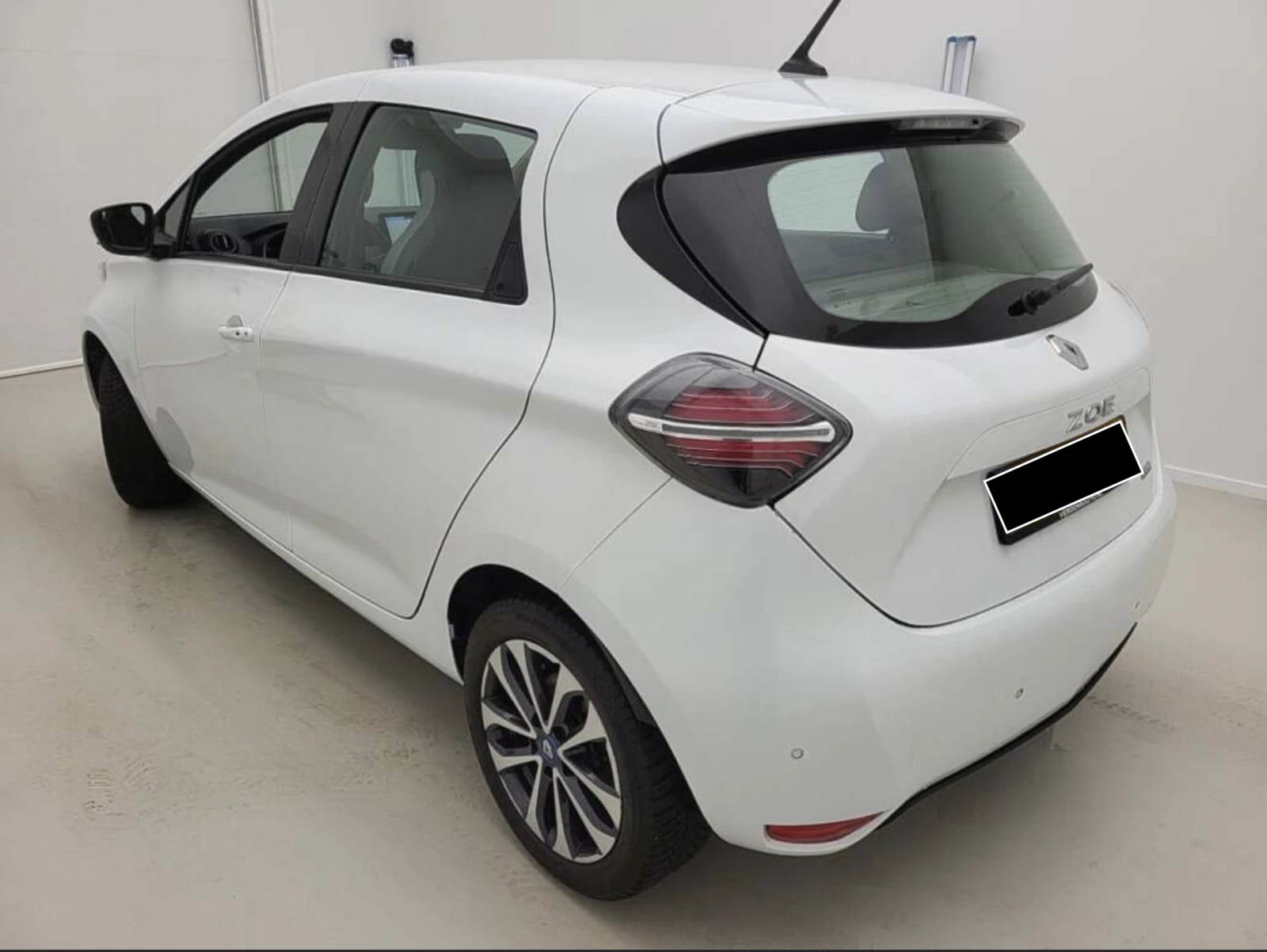 Renault Zoe R135 - изображение 4