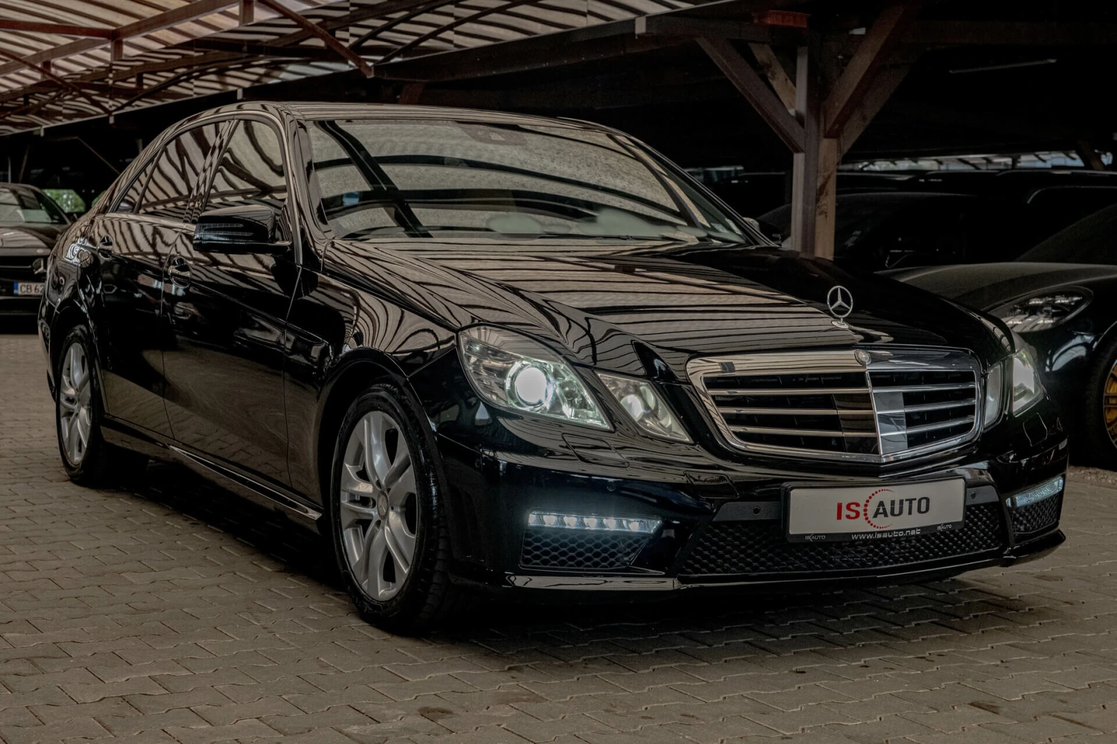 Mercedes-Benz E 250 AMG/4Matic/Distronik/Side Assist/Leader brown/BiXe - изображение 3
