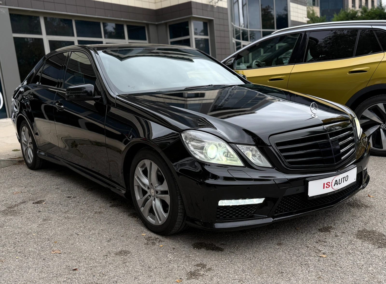 Mercedes-Benz E 250 AMG/4Matic/Distronik/Side Assist/Leader brown/BiXe - изображение 3