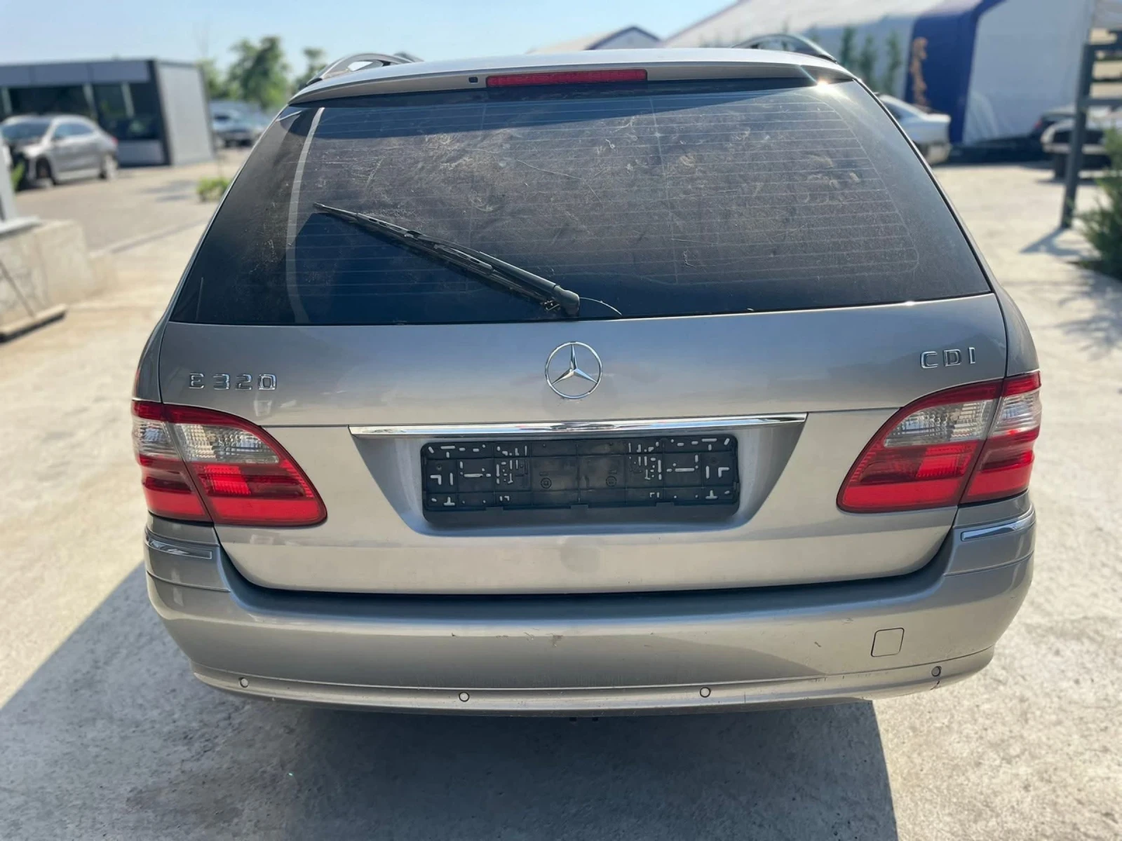 Mercedes-Benz E 320 648 - изображение 10