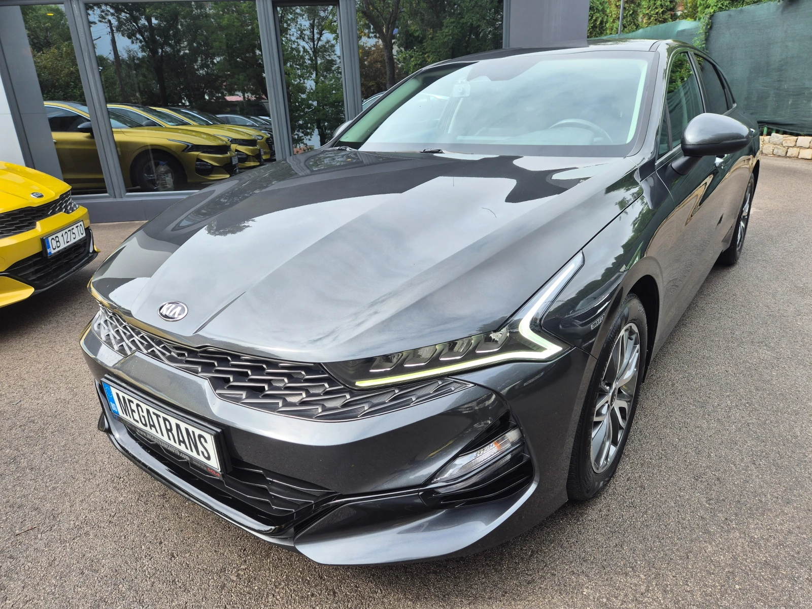 Kia K5 2.0 cm3 LPG - изображение 2
