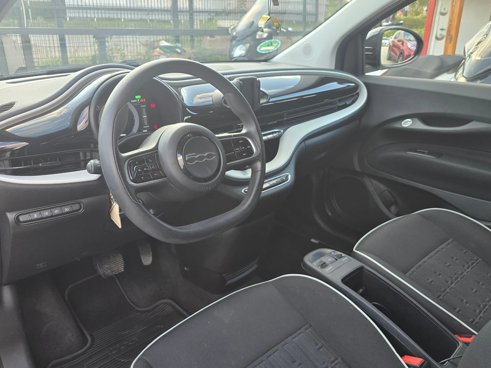 Fiat 500 Electric drive/24 kW Action/Лизинг, снимка 6 - Автомобили и джипове - 55368425