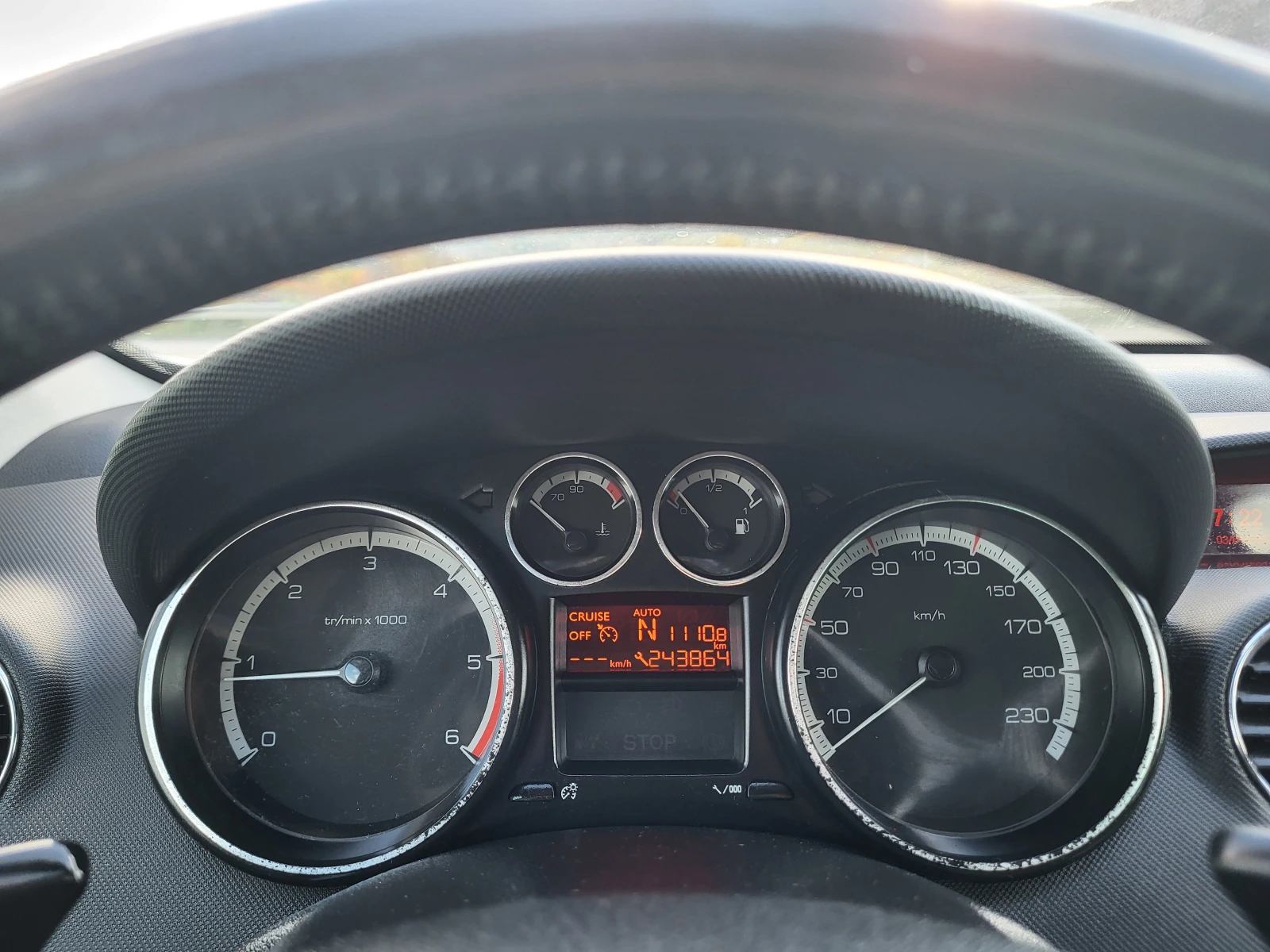 Peugeot 308 1.6HDi  | Mobile.bg   15