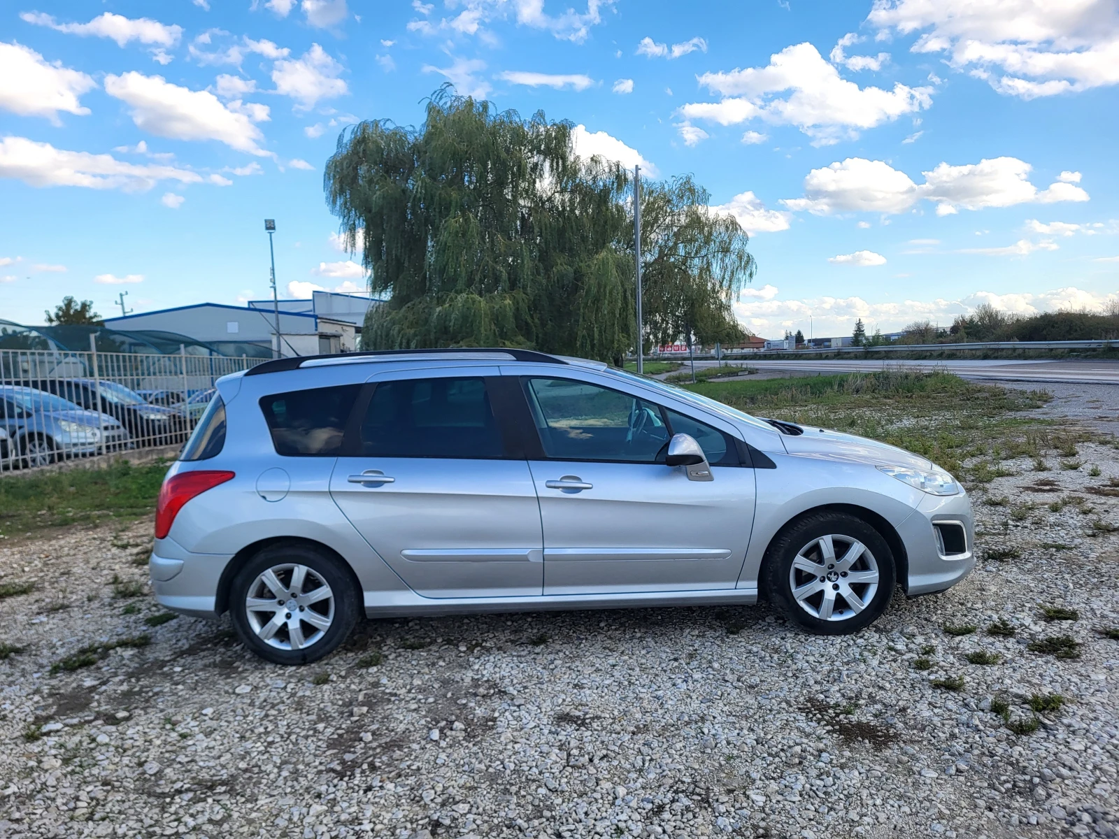 Peugeot 308 1.6HDi АВТОМАТ - изображение 6