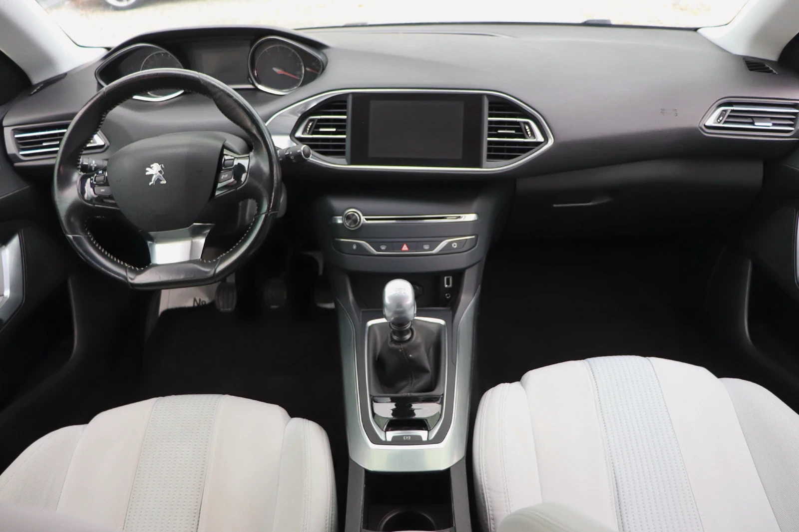 Peugeot 308 | Mobile.bg   11