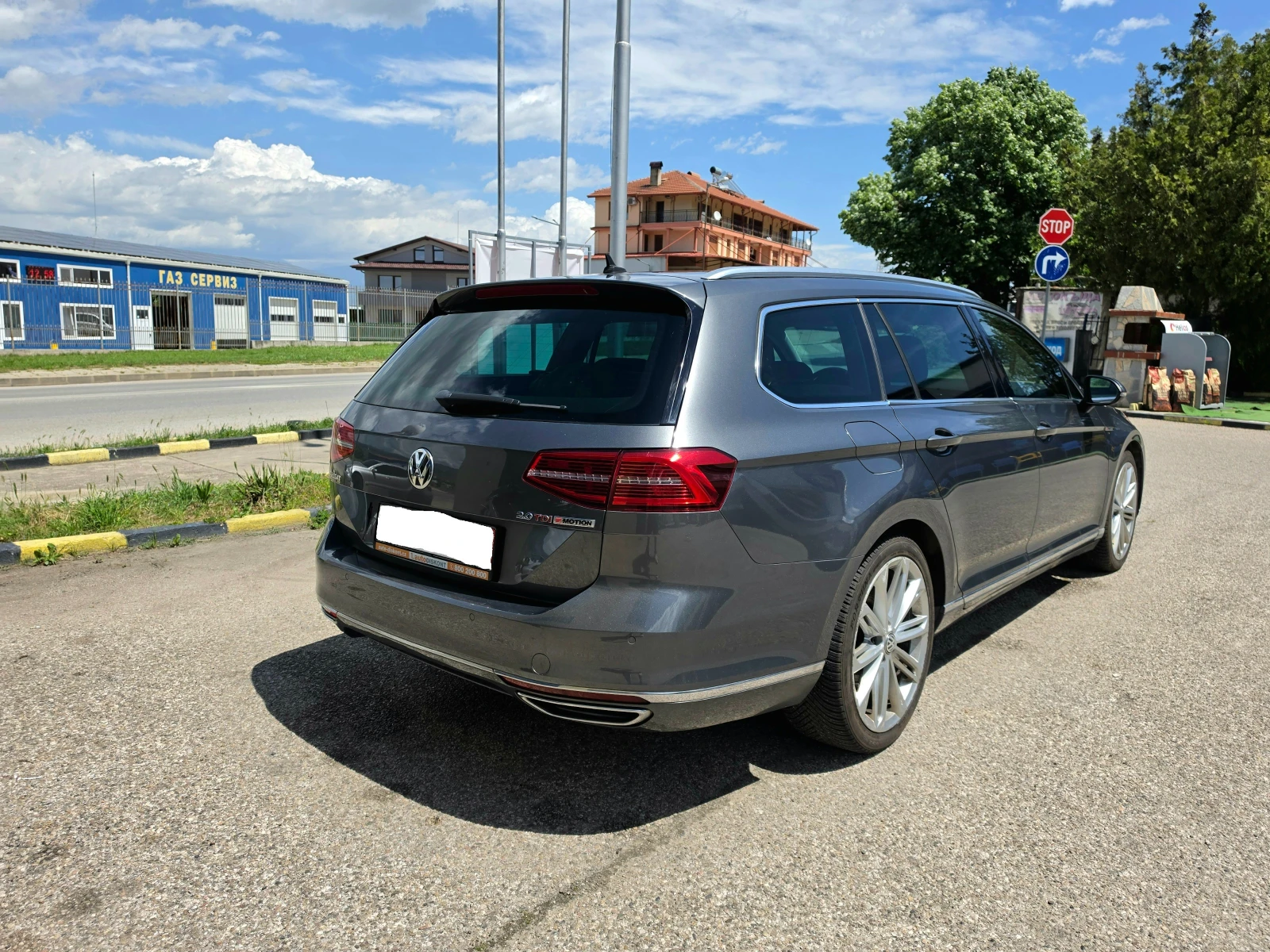 VW Passat 2.0 TDI Digital 4Motion Highline 360, снимка 6 - Автомобили и джипове - 53172415