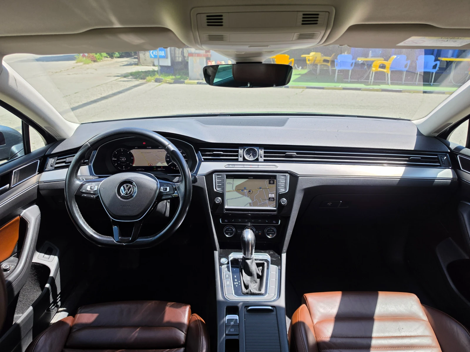 VW Passat 2.0 TDI Digital 4Motion Highline 360, снимка 15 - Автомобили и джипове - 53172415