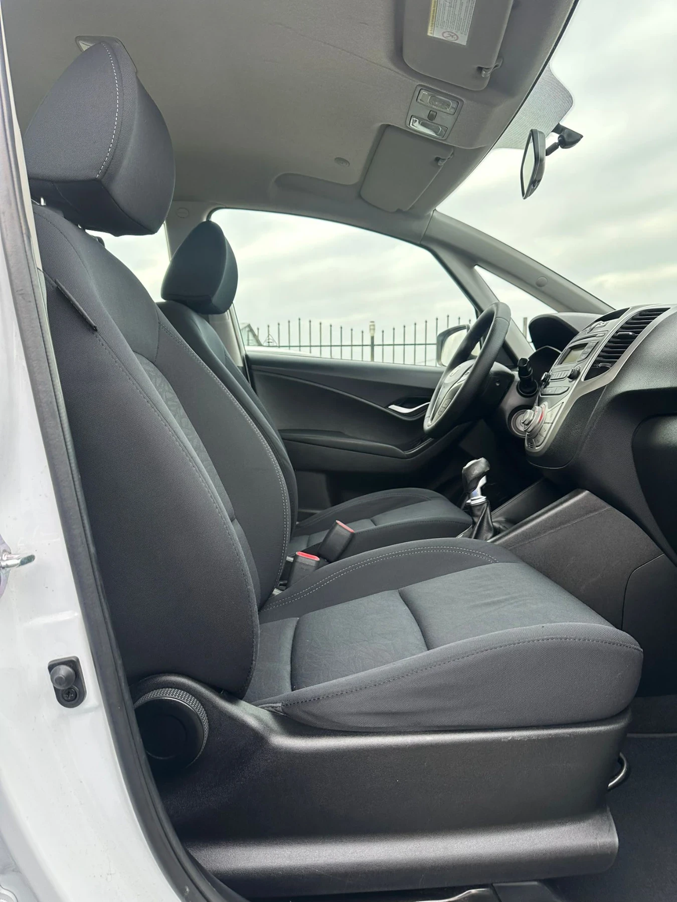 Hyundai Ix20 1, 4i | Mobile.bg � ����������� 12