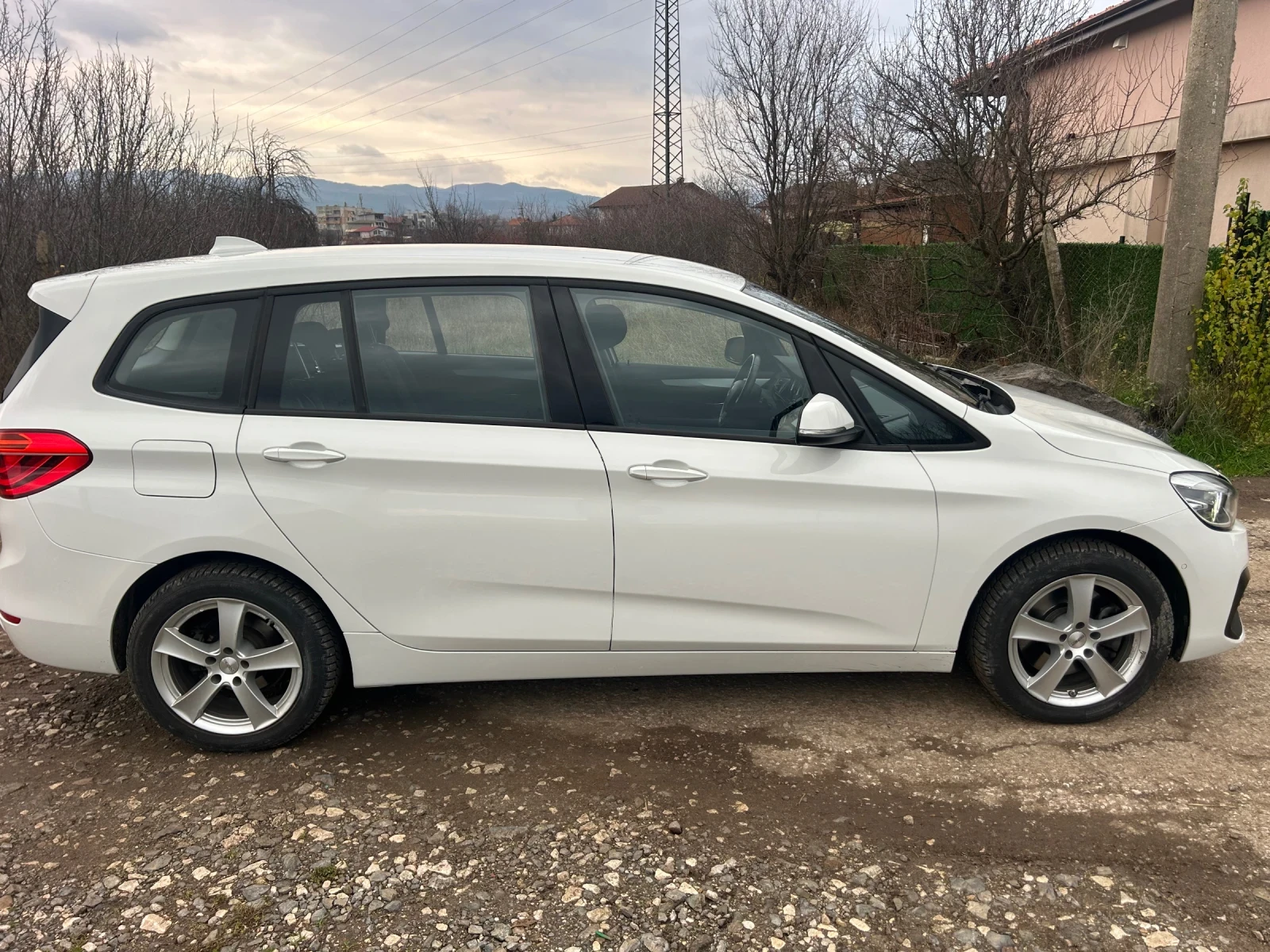 BMW 2 Gran Tourer, снимка 5 - Автомобили и джипове - 54282745