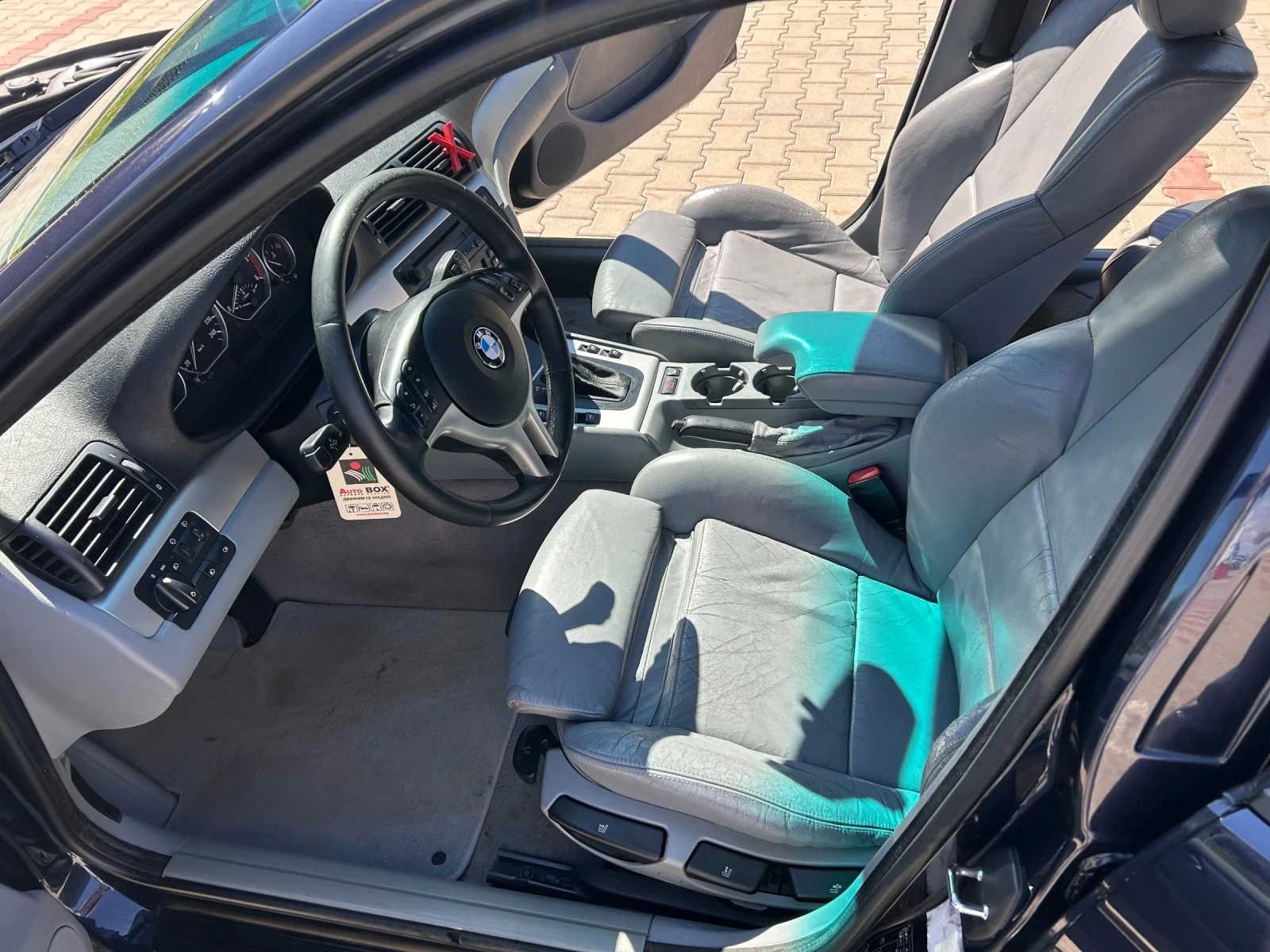 BMW 320, снимка 10 - Автомобили и джипове - 54319511