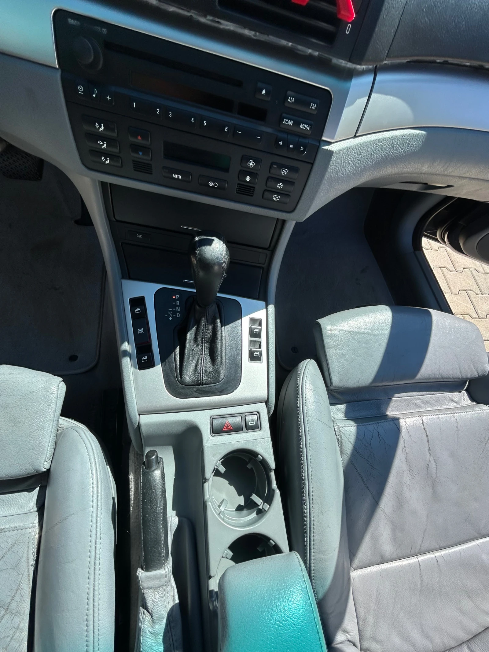 BMW 320, снимка 12 - Автомобили и джипове - 54319511