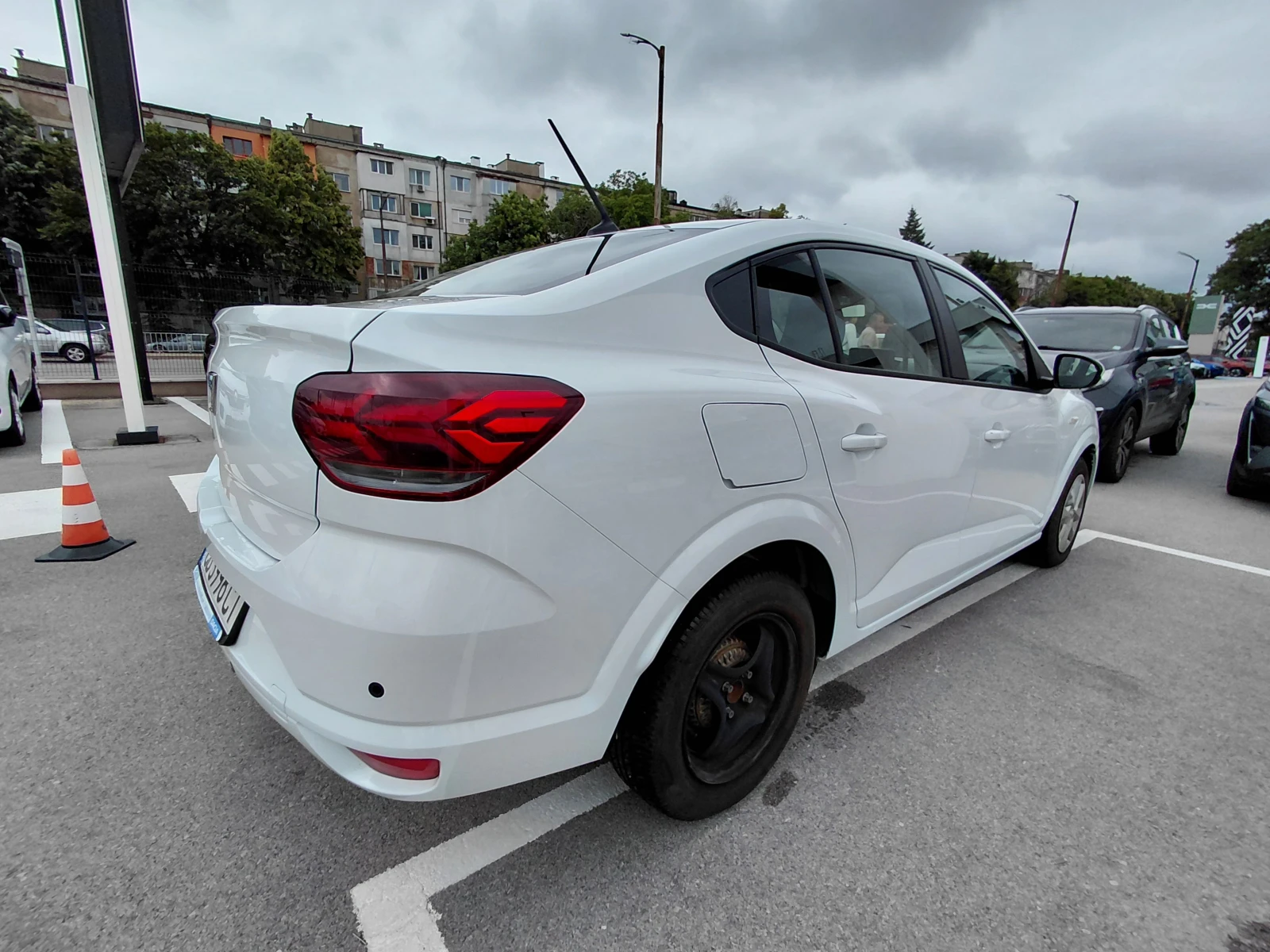 Dacia Logan TCe 100 �.�. /Comfort/���/������ | Mobile.bg � ����������� 7
