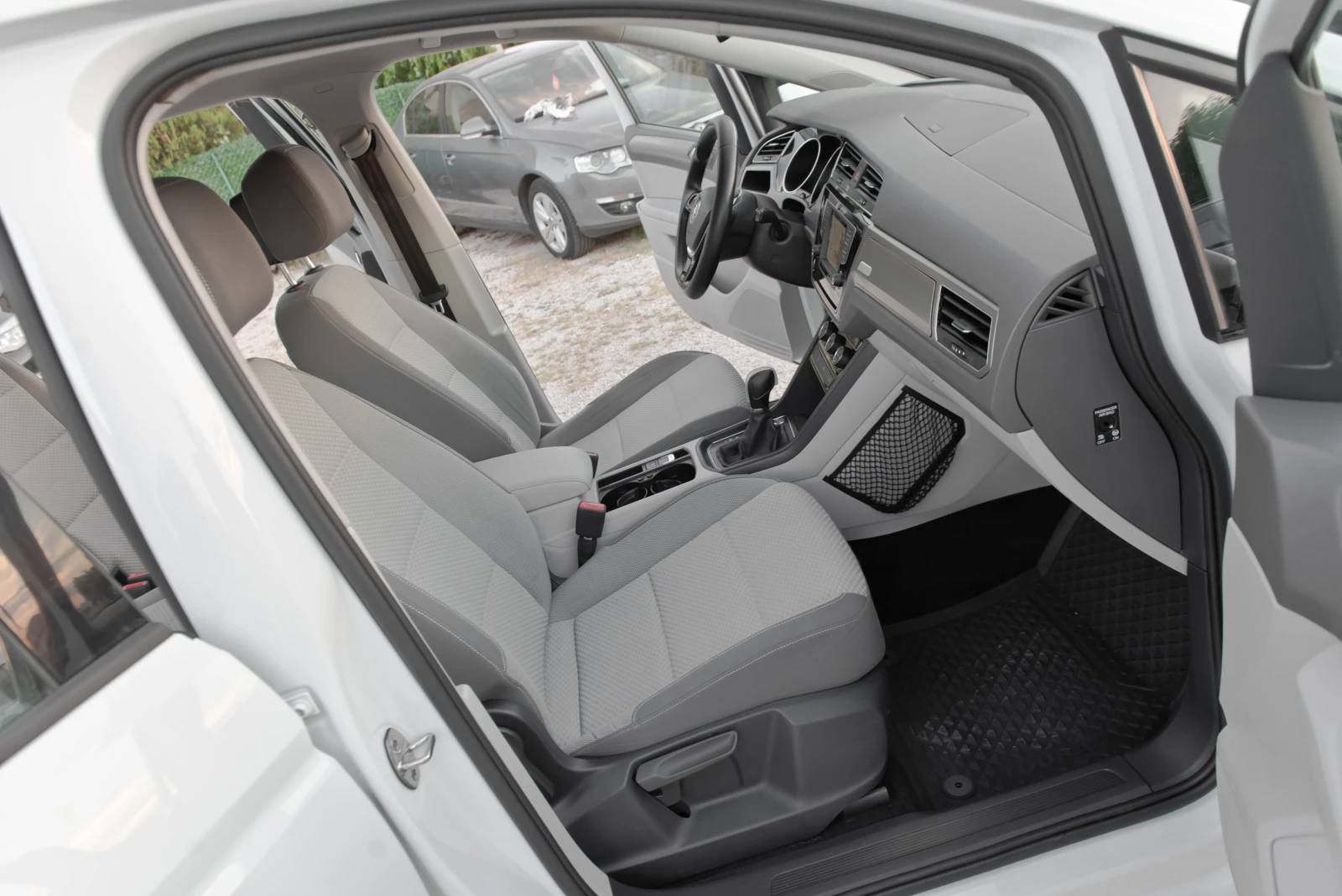 VW Touran 1.6tdi Automat 7mesta | Mobile.bg � ����������� 8
