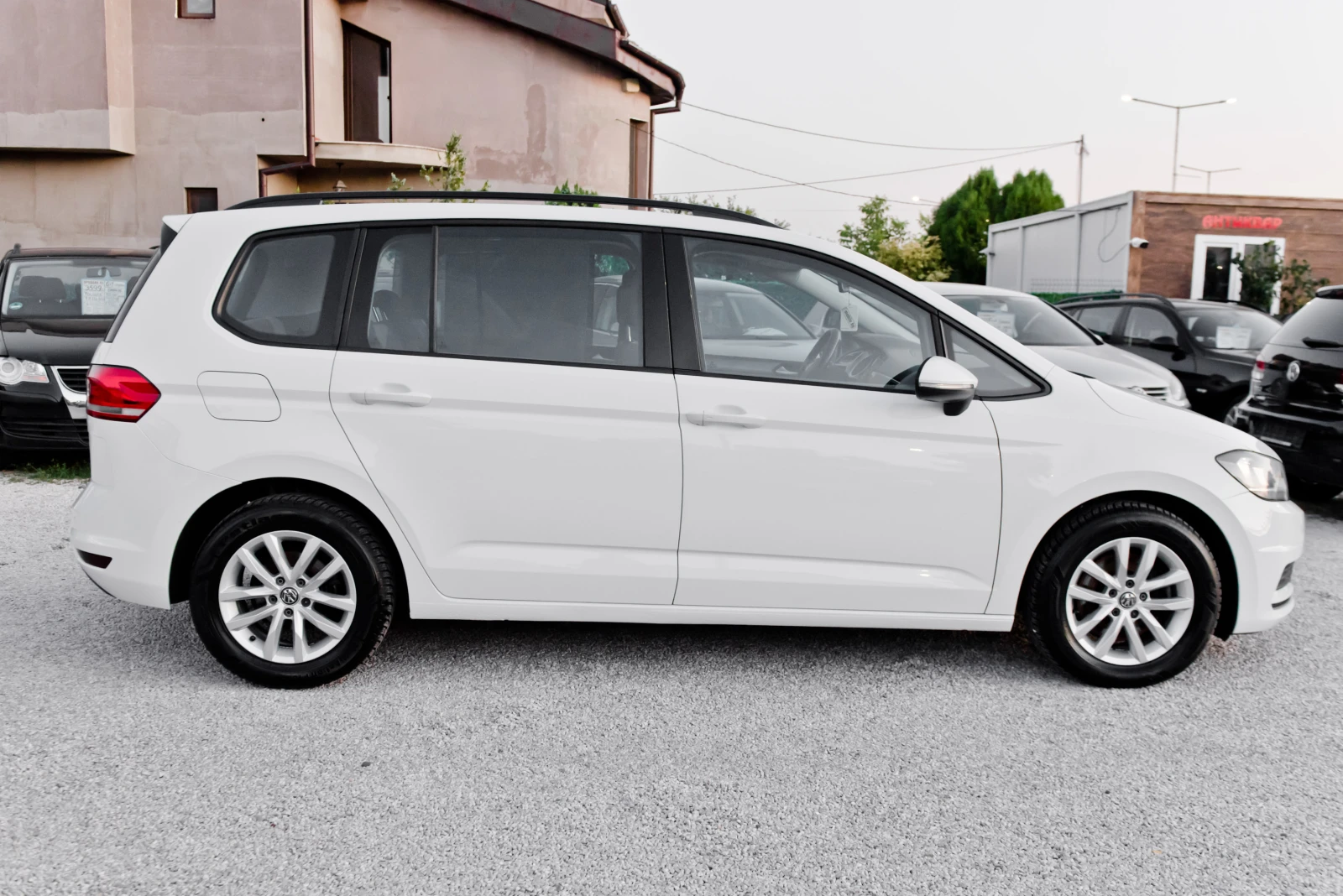 VW Touran 1.6tdi Automat 7mesta | Mobile.bg � ����������� 5