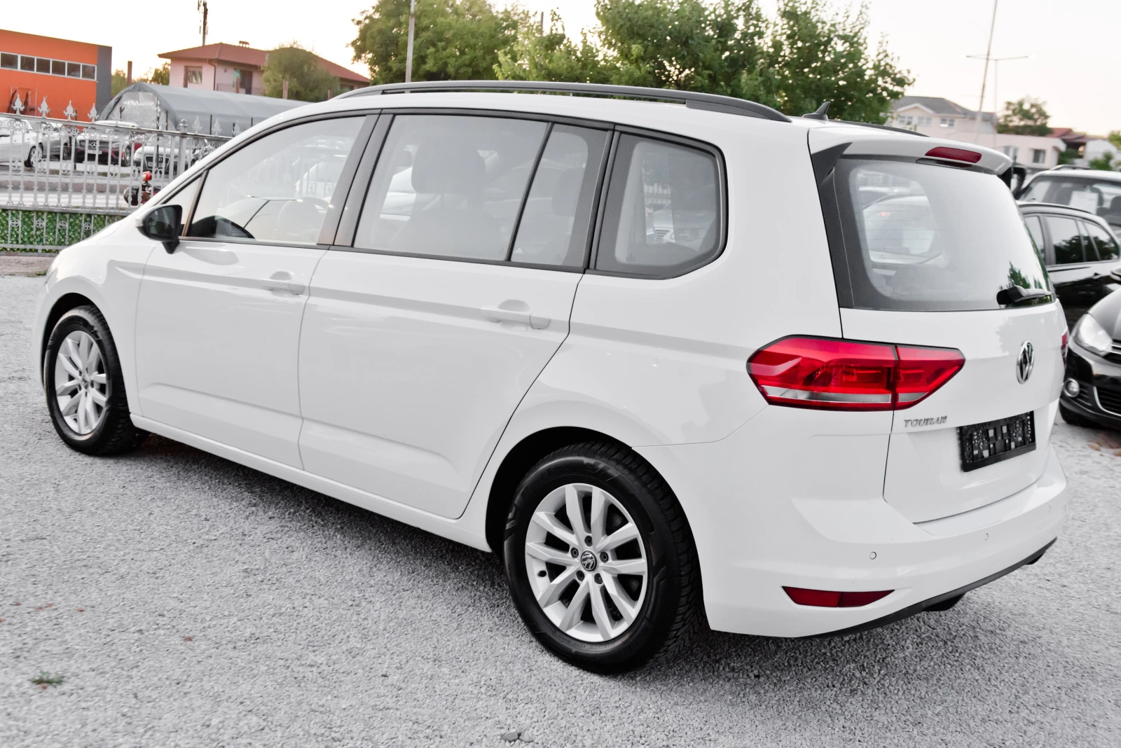 VW Touran 1.6tdi Automat 7mesta | Mobile.bg � ����������� 7
