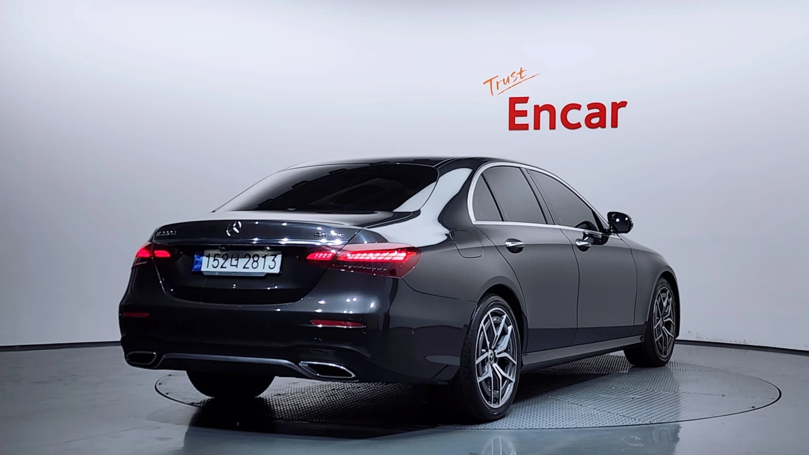 Mercedes-Benz E 220 4MATIC | AMG LINE | W213 | , снимка 2 - Автомобили и джипове - 55034733
