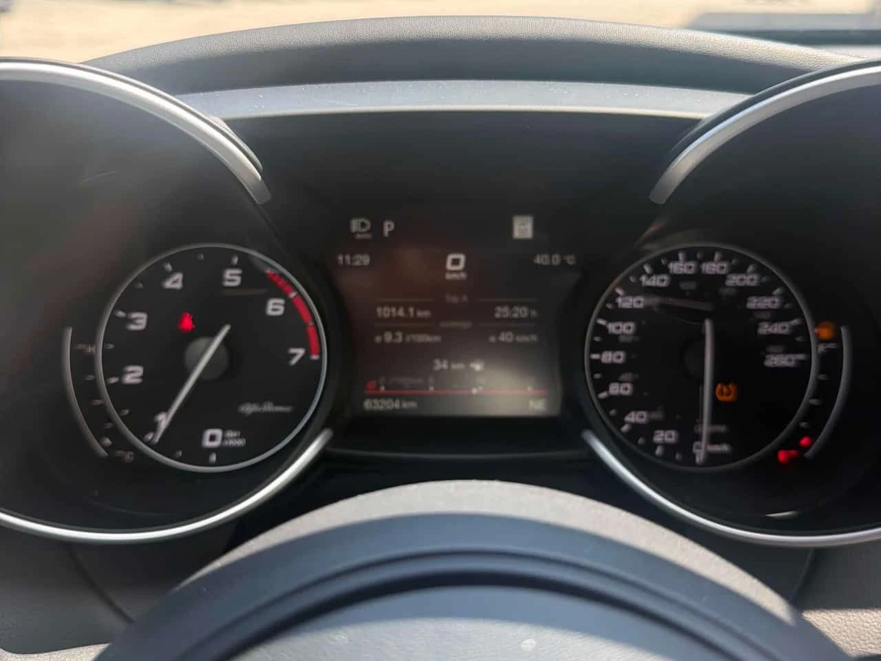 Alfa Romeo Giulia * Veloce * АВТОКРЕДИТ БЕЗ ПЪРВОНАЧАЛНА ВНОСКА* , снимка 8 - Автомобили и джипове - 55172176