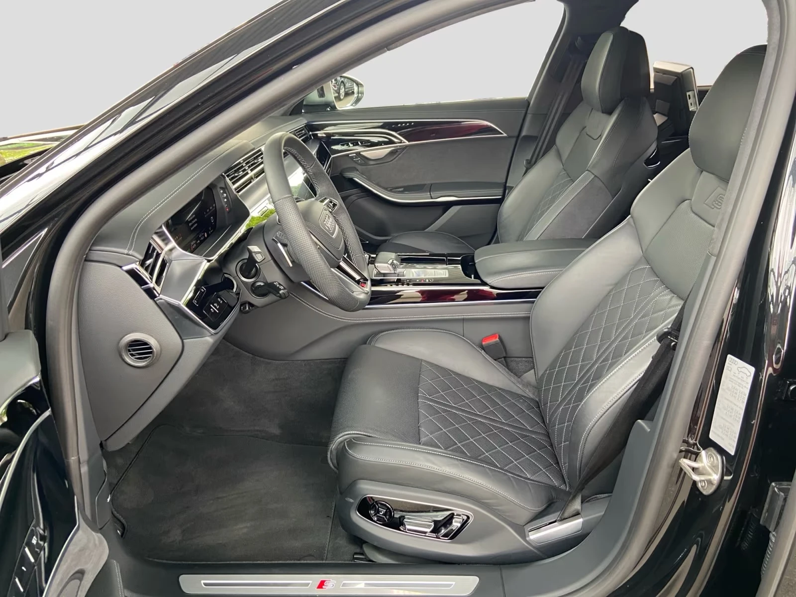 Audi S8 BLACK OPTIC / HUD / PANO / B&O / MATRIX / 360 / TV | Mobile.bg � ����������� 5