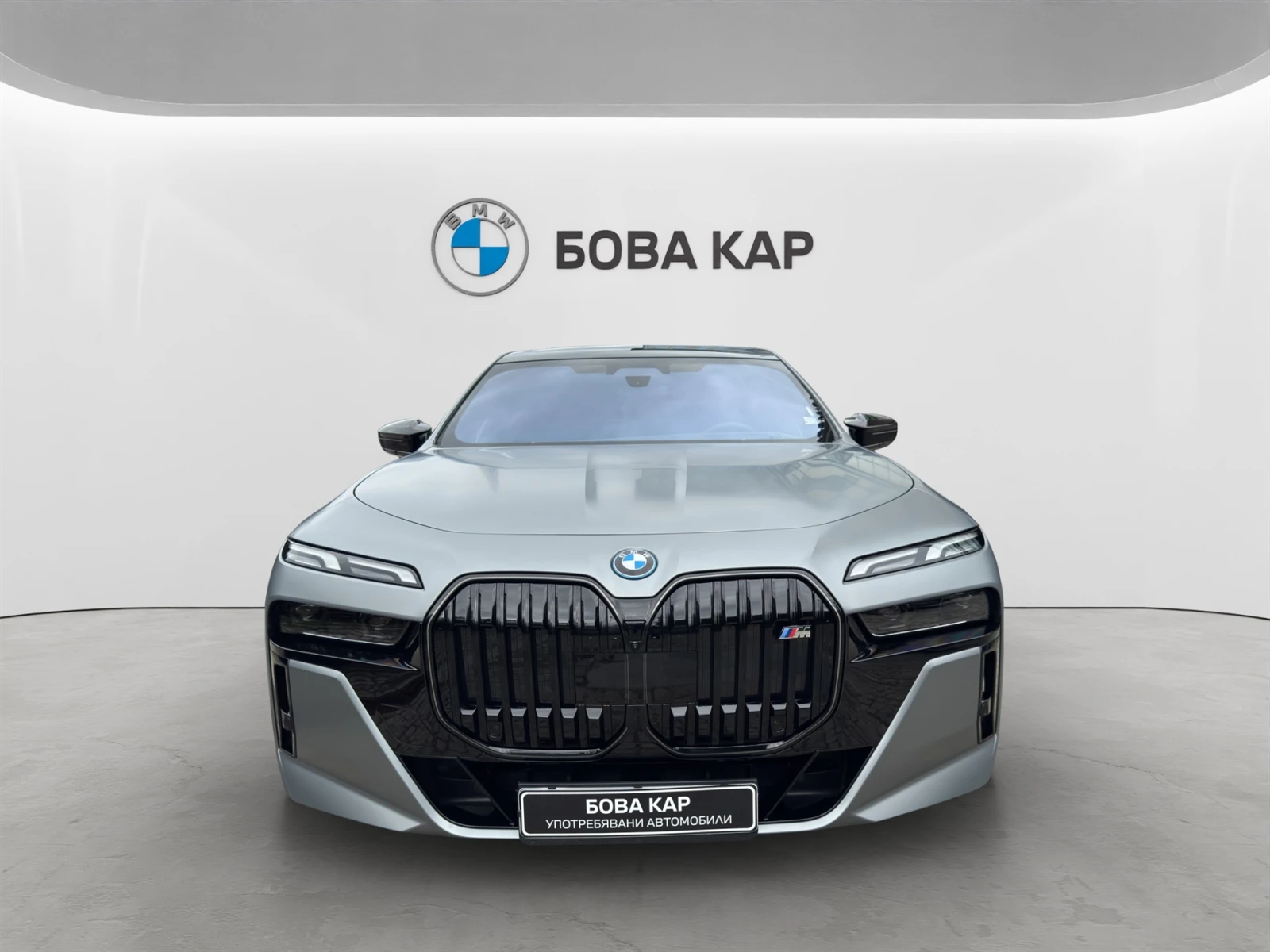 BMW 760 xDrive, снимка 8 - Автомобили и джипове - 55299689
