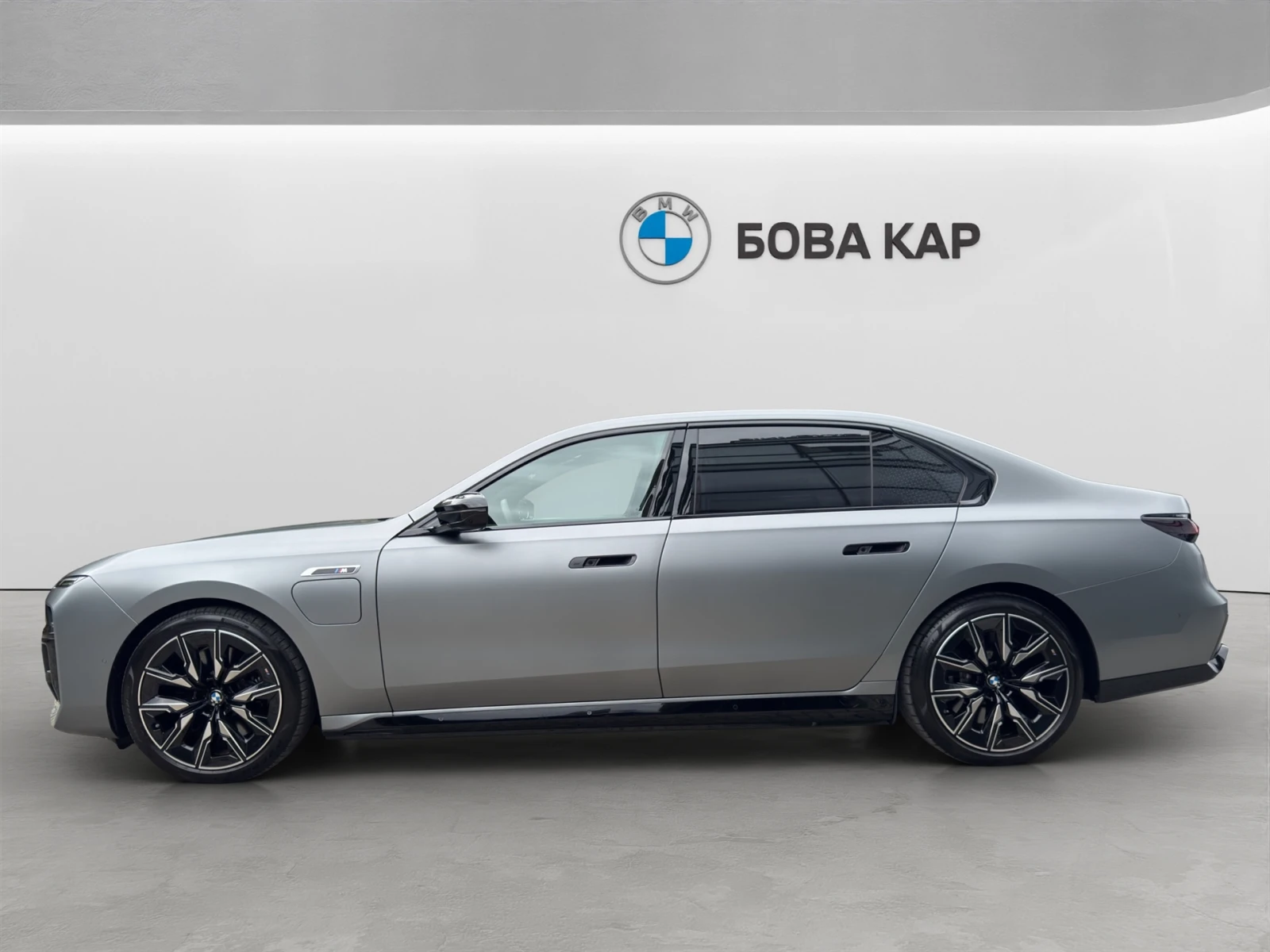 BMW 760 xDrive, снимка 3 - Автомобили и джипове - 55299689