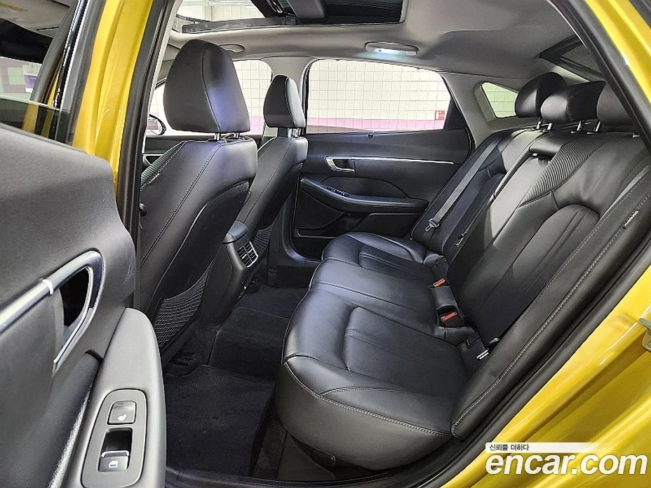 Hyundai Sonata 2.0 Premium Family, снимка 8 - Автомобили и джипове - 55676657