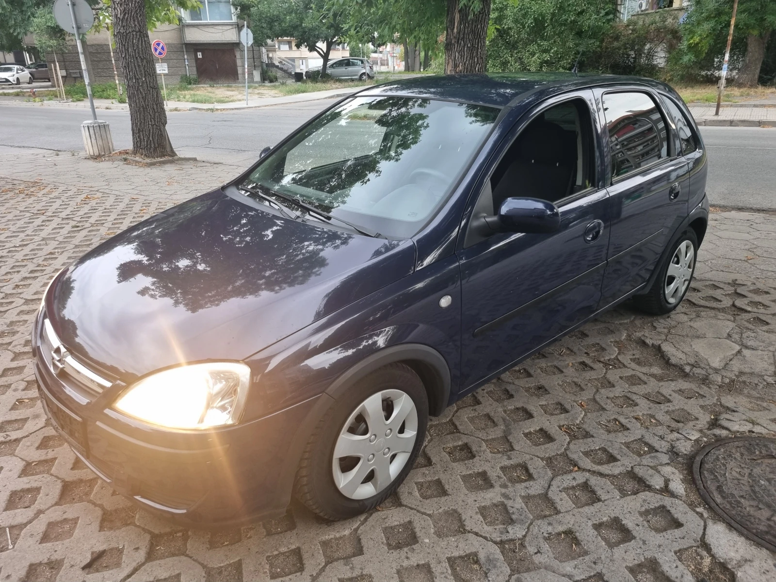 Opel Corsa 1.4i ESKLUZIVE АУТОМАТ 