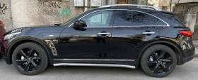 Infiniti QX70, снимка 2 - Автомобили и джипове - 45257260