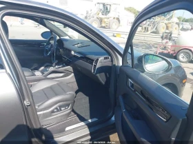 Обява за продажба на Porsche Cayenne 3.0L V-6 DI, DOHC, VVT, TURBO, 335HP All Wheel ~68 500 лв. - изображение 11
