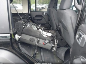 Jeep Wrangler 4-DOOR SPORT S 4X4 - 59300 лв. / 30319.61 € - 16207287 13