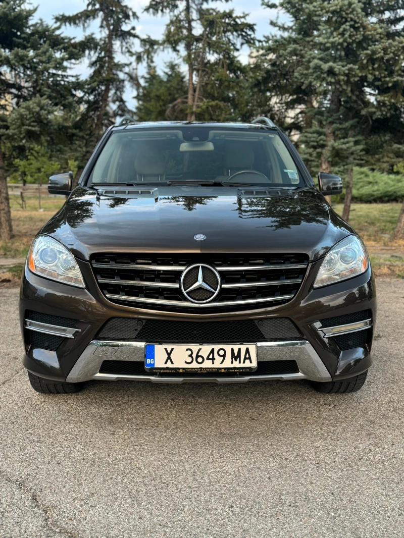 Mercedes-Benz ML 350 AMG* 3xTV* ПОДГРЕВ* КАМЕРА* ПАНОРАМА* PARK ASSIST, снимка 2 - Автомобили и джипове - 47136897