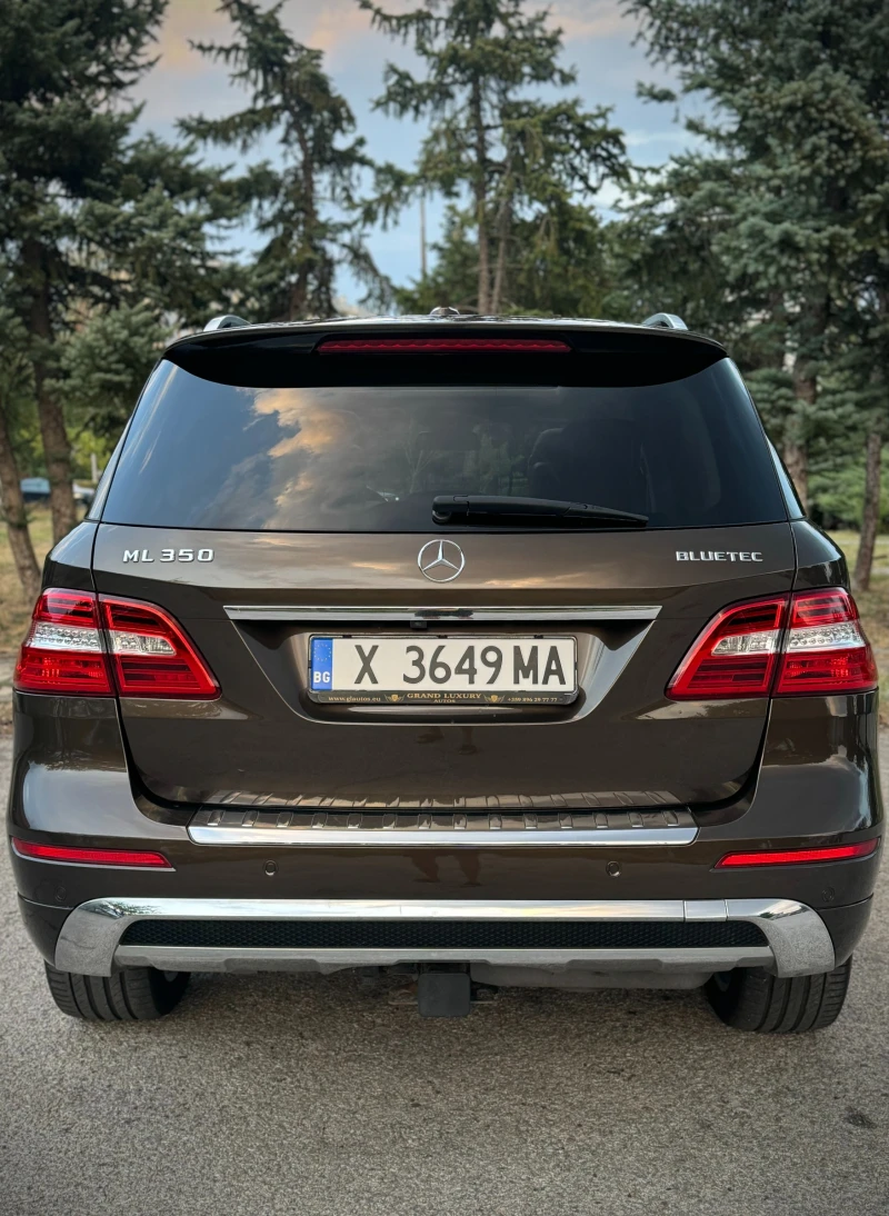 Mercedes-Benz ML 350 AMG* 3xTV* ПОДГРЕВ* КАМЕРА* ПАНОРАМА* PARK ASSIST, снимка 5 - Автомобили и джипове - 47136897