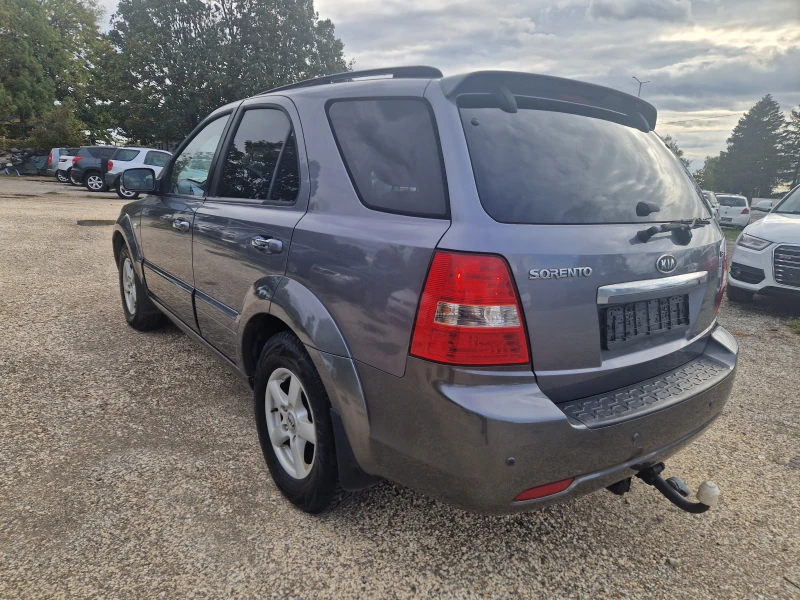 Kia Sorento 2.5CRDI/КОЖА/FACELIFT/170ps, снимка 7 - Автомобили и джипове - 47409847