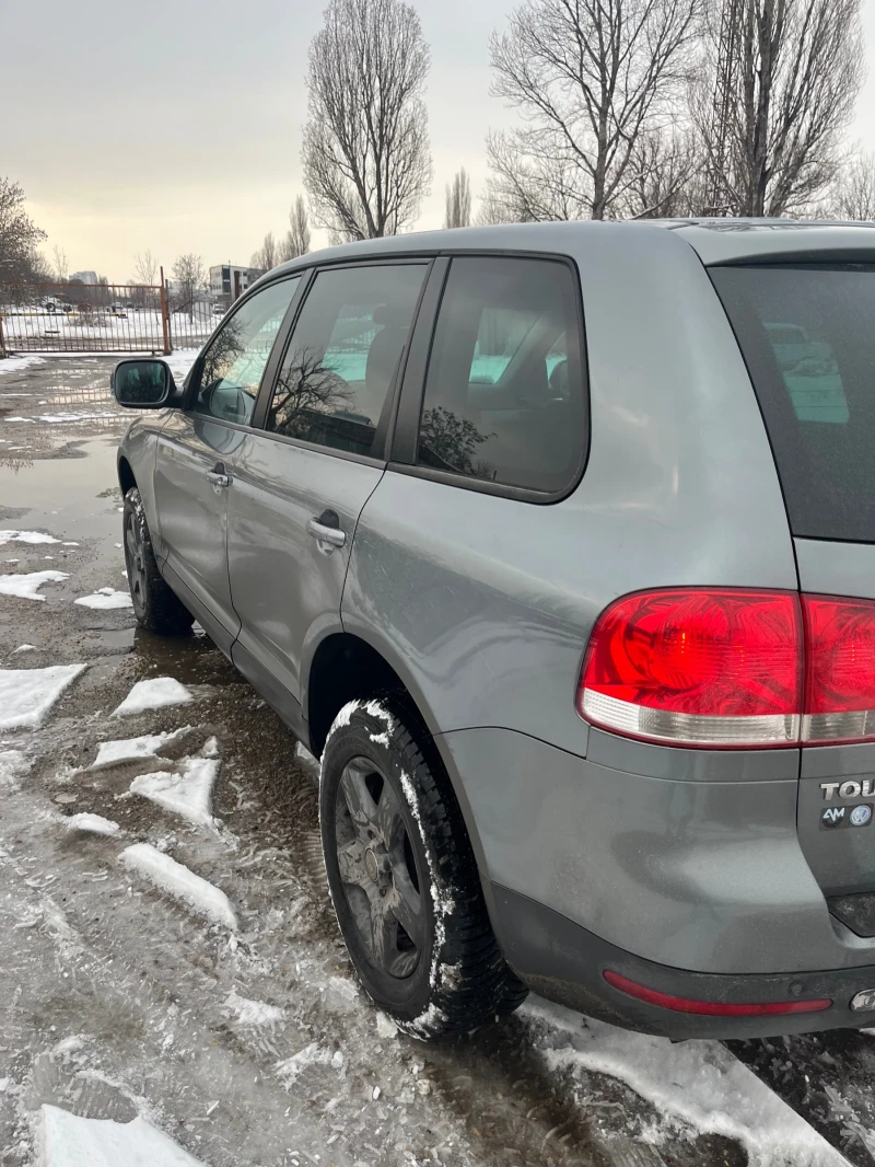 VW Touareg 2.5, снимка 2 - Автомобили и джипове - 49199928