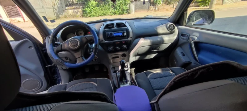 Toyota Rav4, снимка 7 - Автомобили и джипове - 50851771