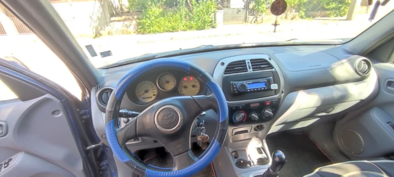 Toyota Rav4, снимка 12 - Автомобили и джипове - 50851771