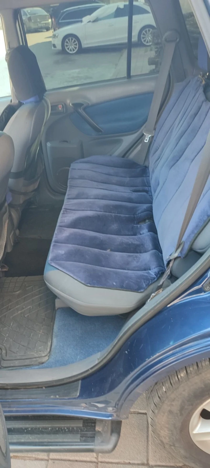 Toyota Rav4, снимка 5 - Автомобили и джипове - 50851771