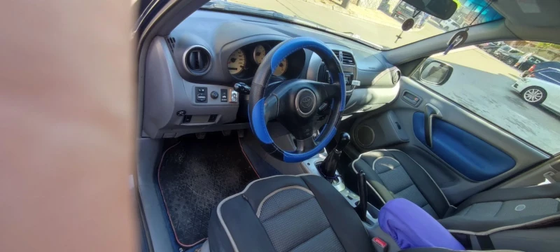 Toyota Rav4, снимка 13 - Автомобили и джипове - 50851771