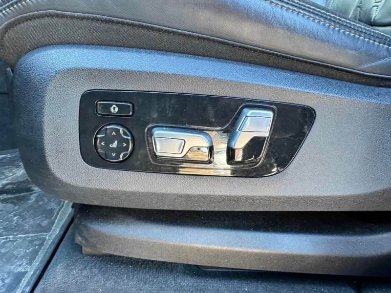 BMW X7 * xDrive40i * CARFAX * БЕЗ ПЪРВОНАЧАЛНА ВНОСКА, снимка 15 - Автомобили и джипове - 52958690