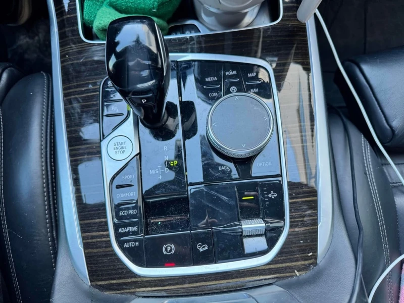 BMW X7 * xDrive40i * CARFAX * БЕЗ ПЪРВОНАЧАЛНА ВНОСКА, снимка 11 - Автомобили и джипове - 52958690