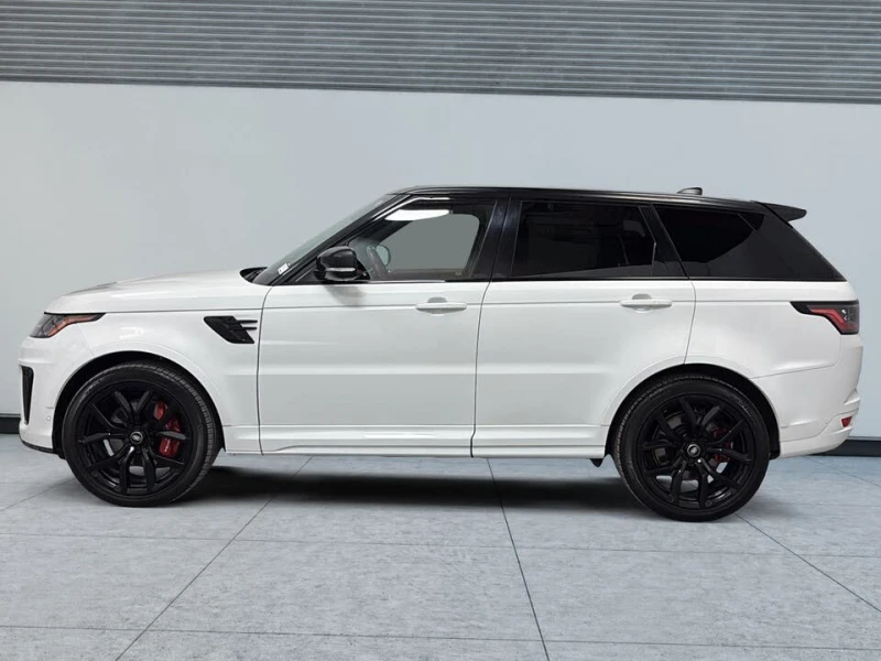 Land Rover Range Rover Sport SVR* AWD* АвтоКредит* (ЦЕНА ДО БГ), снимка 3 - Автомобили и джипове - 53405497