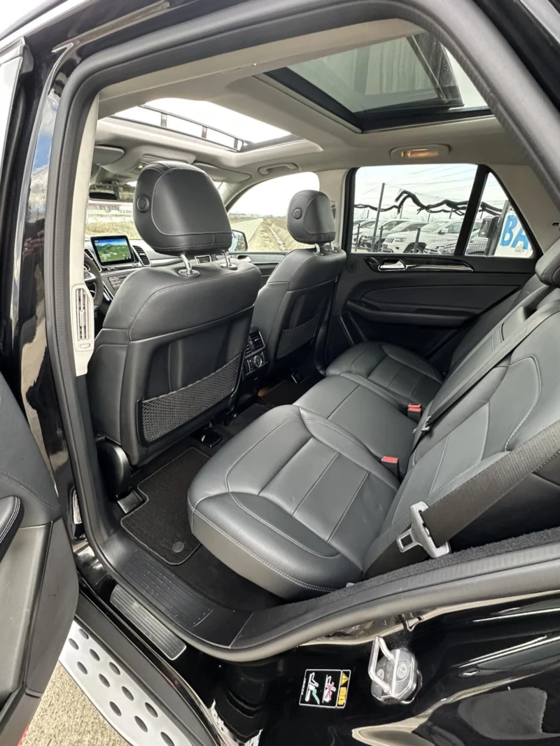 Mercedes-Benz GLE 350 AMG/63S-ПАКЕТ/ПРУЖИНА/ПАНОРАМА/KAMERA/LED/FULL/FUL, снимка 14 - Автомобили и джипове - 53457443
