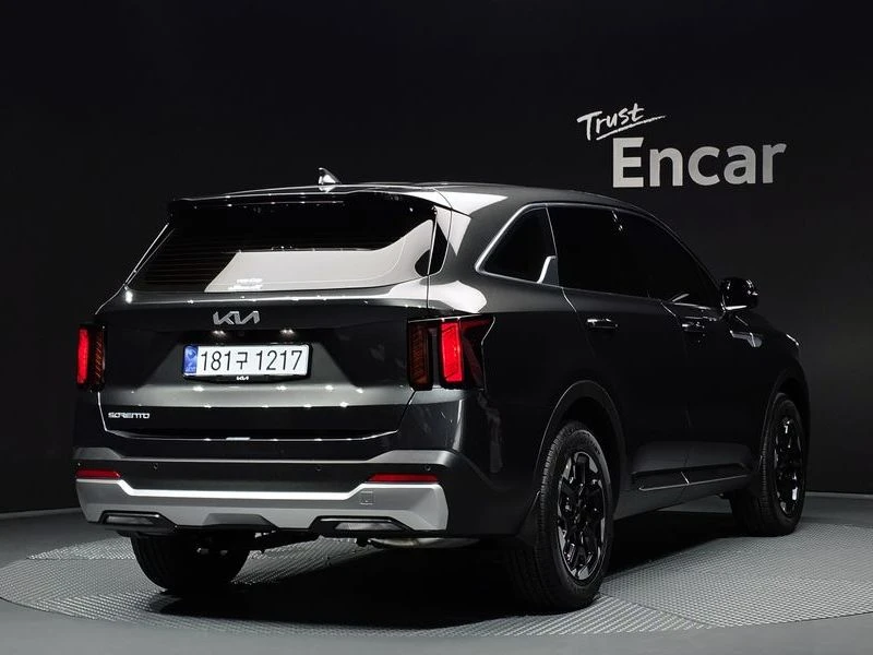 Kia Sorento 2.2 280 hp Automatic, снимка 2 - Автомобили и джипове - 55740156