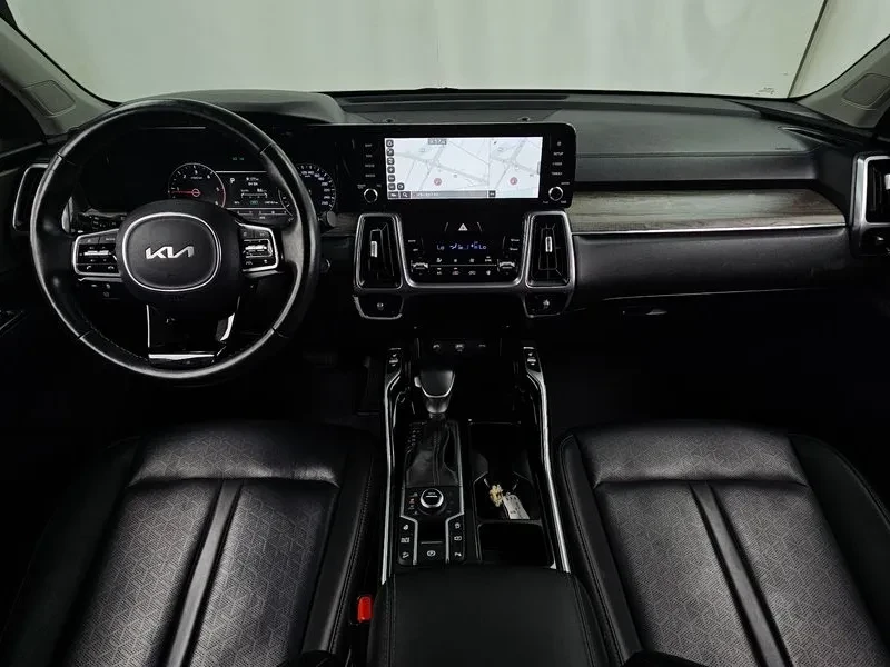 Kia Sorento 2.2 CRDI 4WD - САМО 30% АВАНС, снимка 7 - Автомобили и джипове - 55899874