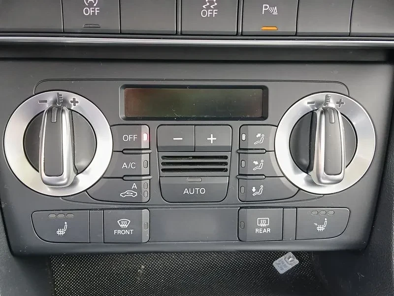 Audi Q3 2.0 TDI Quattro - САМО 30% АВАНС, снимка 16 - Автомобили и джипове - 56066340