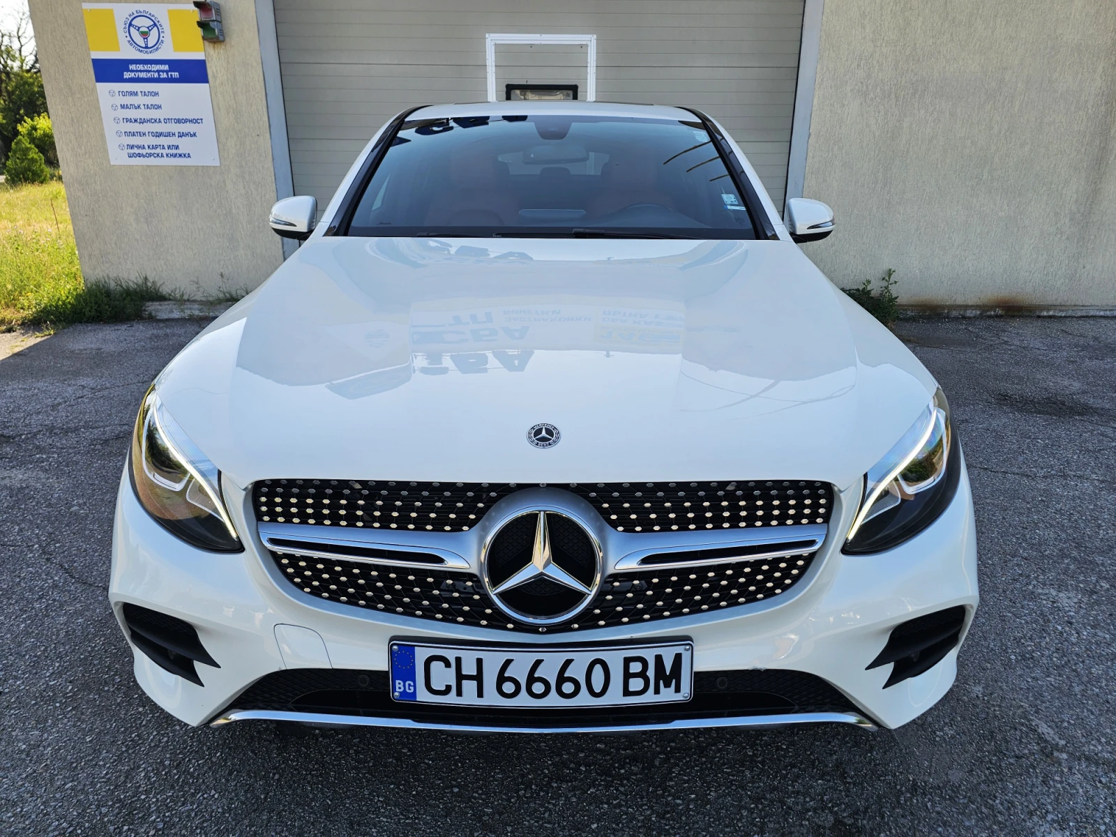 Mercedes-Benz GLC 300 COUPE - изображение 2