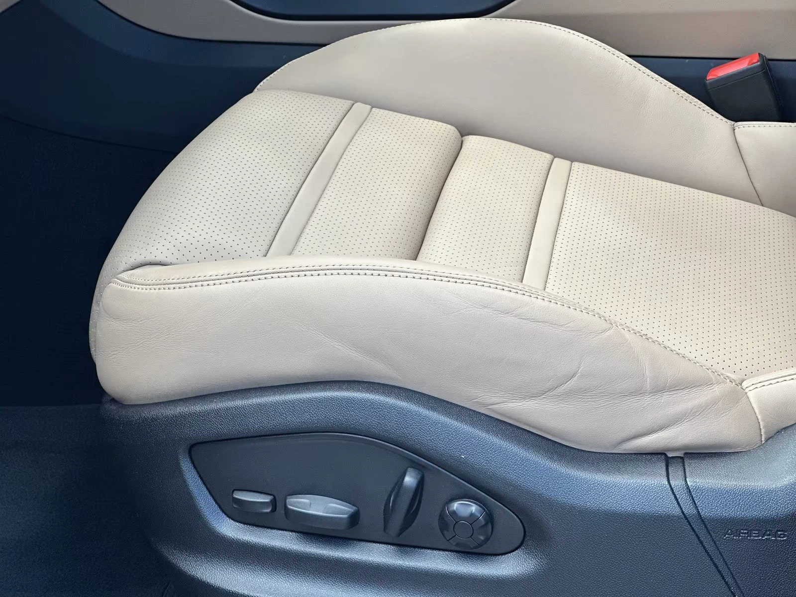 Porsche Cayenne TURBO-E-HYBRID/470HP/PANO/BO/З-ЗАВИВАНЕ/360/635v - изображение 10